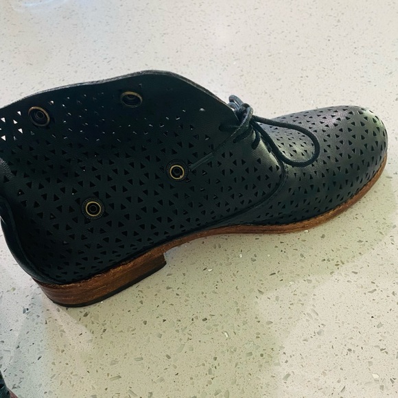 PATRICIA NASH GENUINE LEATHER ANKLE SHOES - Picture 4 of 5